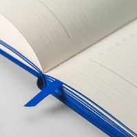 Ежедневник недатированный Solas, формат А5, с магнитом синий ройал, кремовый блок  в линейку