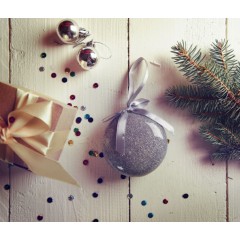 Елочное украшение ПРАЗДНИК, плоское,  серебристый,  пластик, D8 см, тампопечать