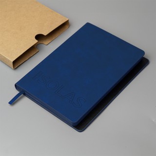 Ежедневник недатированный Solas, формат А5, с магнитом темно-синий, кремовый блок  в линейку