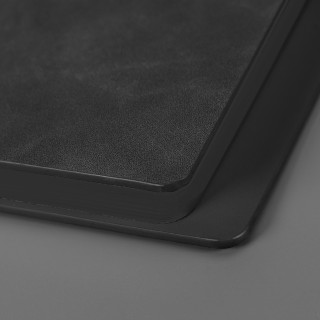 Ежедневник недатированный Solas, формат А5, с магнитом темно-серый, кремовый блок в линейку