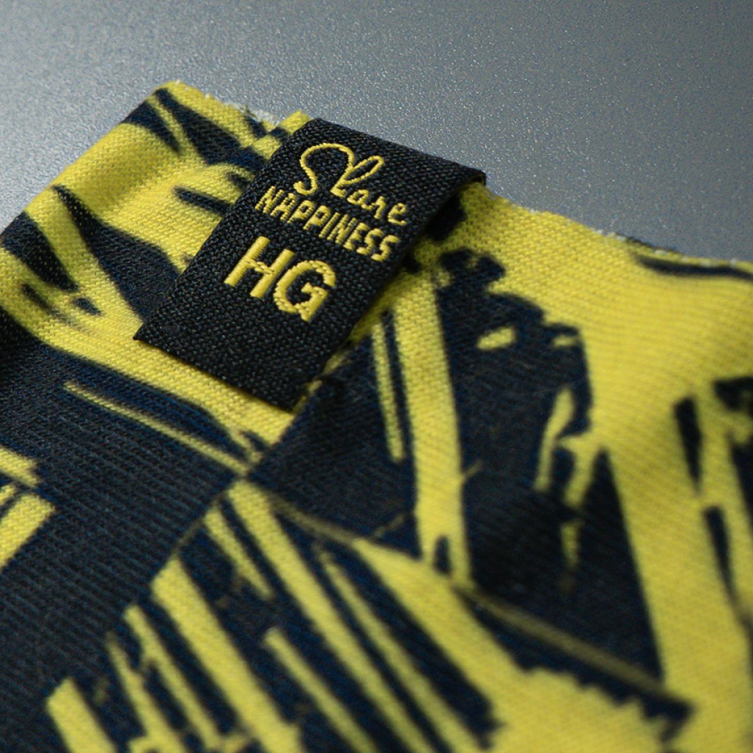 Образец снуд с  сублимационной печатью и жаккардовым логотипом CUSTOM MERCH 100% полиэстер, 32*25 см