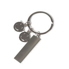 Брелок  "Мальчик и девочка", 8,1х1,15х0,35 см, металл