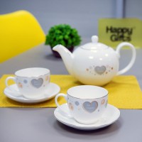 Чайник и две чайных пары GOLD в упаковке, 250мл и 1200мл, костяной фарфор