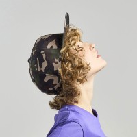 Бейсболка "SNAP BACK-S", 6 клиньев, пластик. застежка, белый, 100% перераб. полиэстер, 300 гр/м2