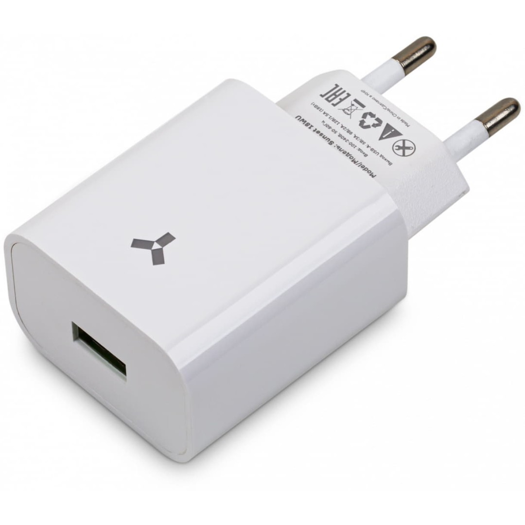 Адаптер сетевой ACCESSTYLE SUNSET 18WU, белый