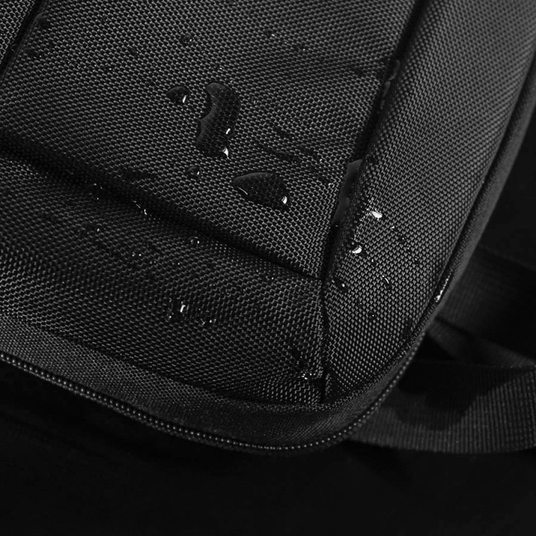 Расширяющийся  водостойкий рюкзак "Slim", чёрный, 45х30х6 см, ткань верха: 100% полиэстер 1680 D