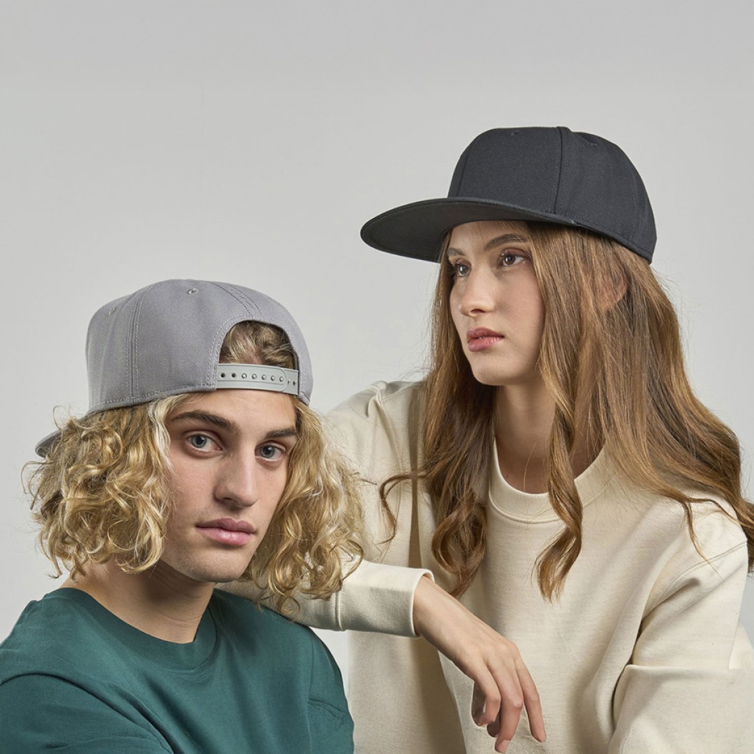 Бейсболка "SNAP BACK-S", 6 клиньев, пластик. застежка, т.синий, 100% перераб. полиэстер, 300 гр/м2