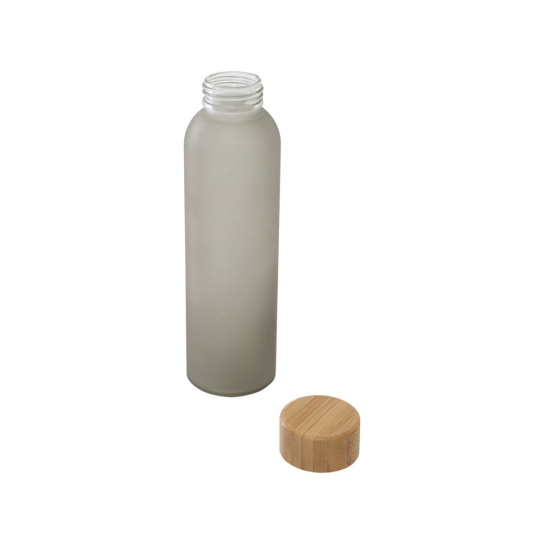 Lume бутылка из матового содово-известкового стекла объемом 500 мл с бамбуковой крышкой - Серый
