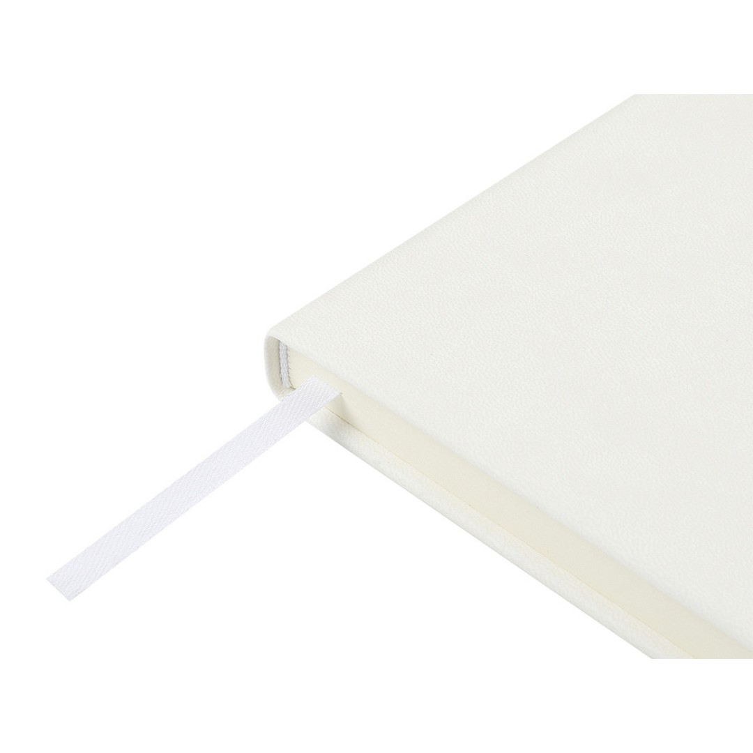 Ежедневник недатированный А5 "Megapolis Velvet New", белый