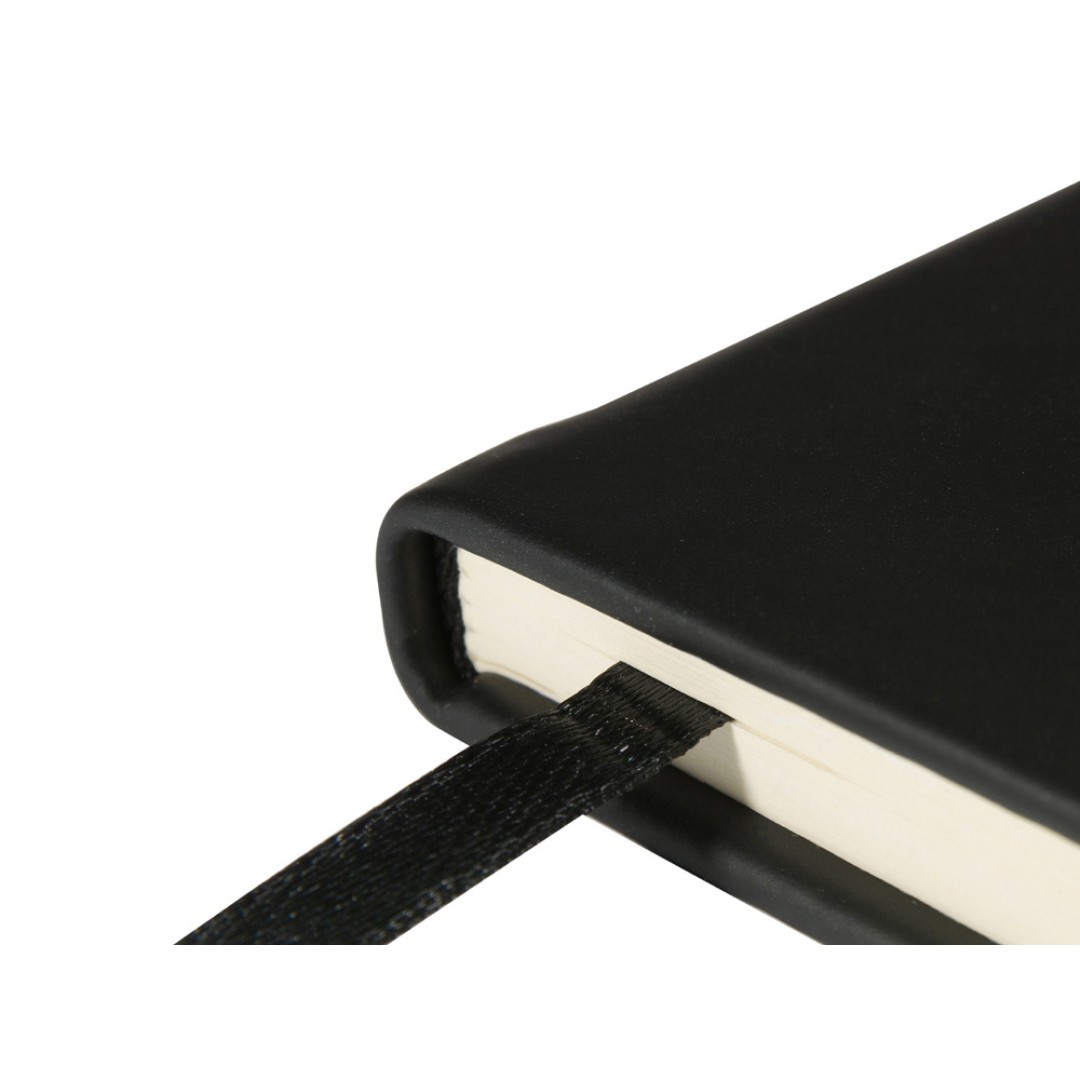 Ежедневник недатированный А5 "Megapolis Velvet New", черный