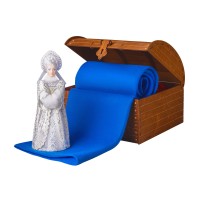 Подарочный набор: кукла фарфоровая, плед флисовый, синий