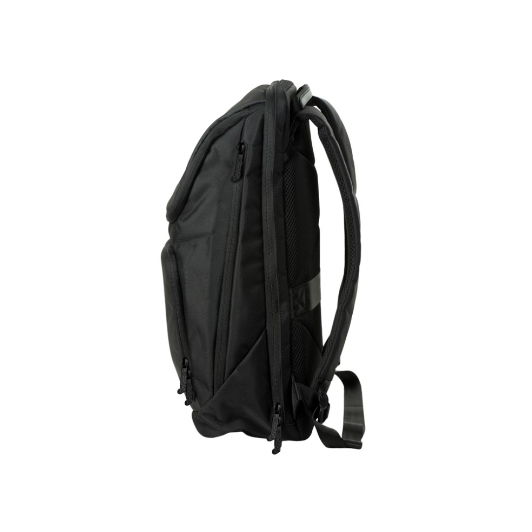 Рюкзак Leader для ноутбука 15.6", черный