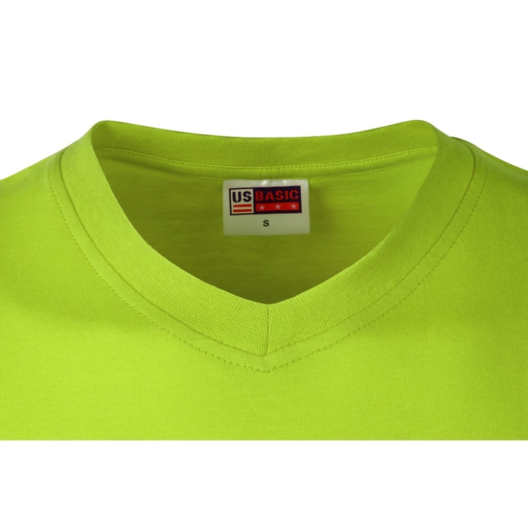 Футболка "Heavy Super Club" мужская с V-образным вырезом, зеленое яблоко