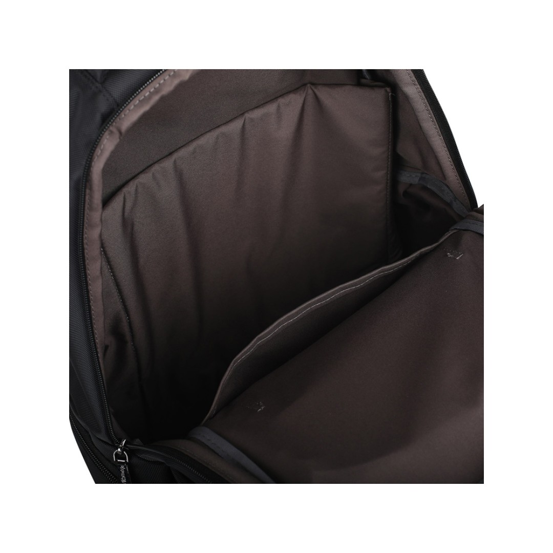 Рюкзак Eberhart Backpack черный EBH29759-1-17"