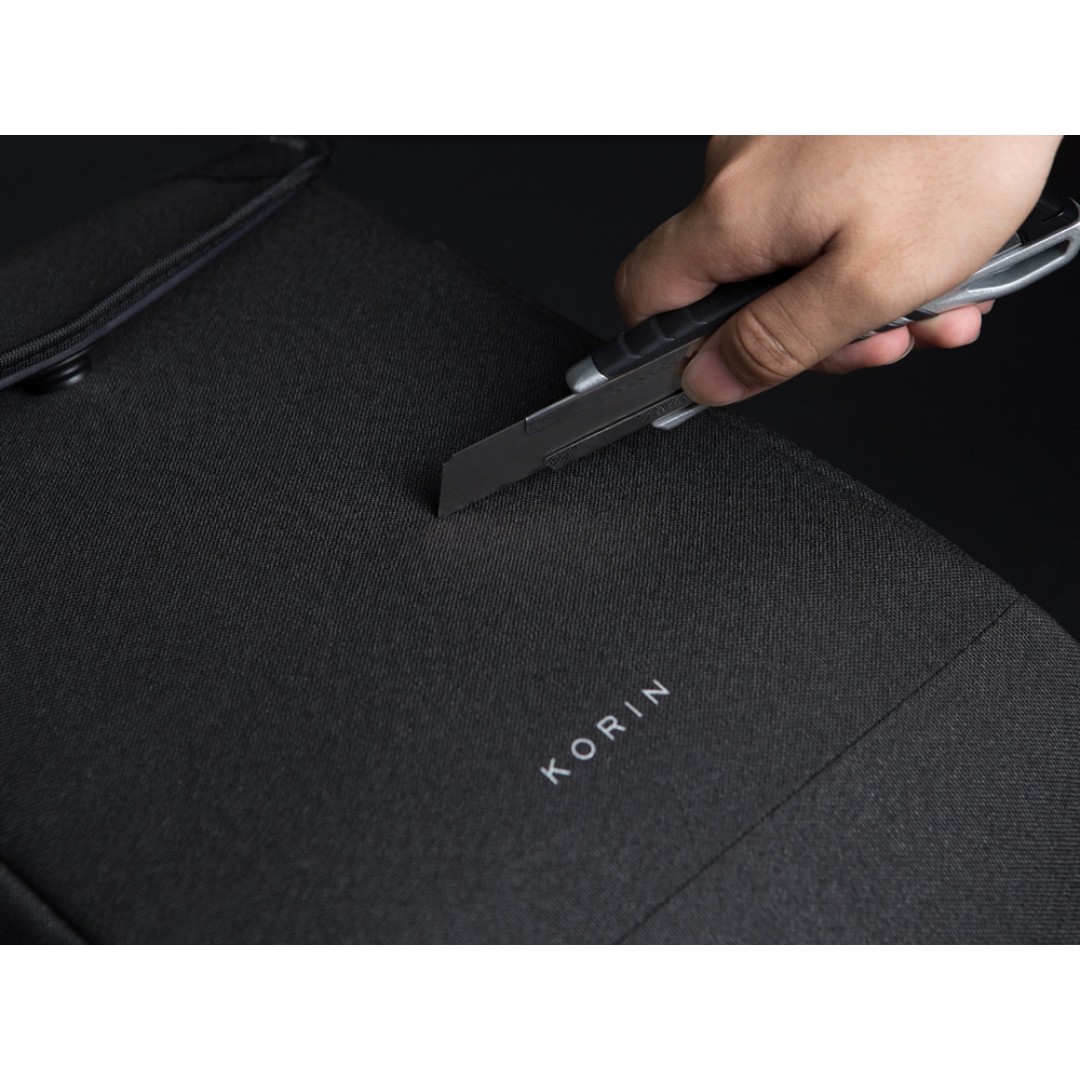 Водостойкий антикражный рюкзак Clickpack для ноутбука 15.6", черный