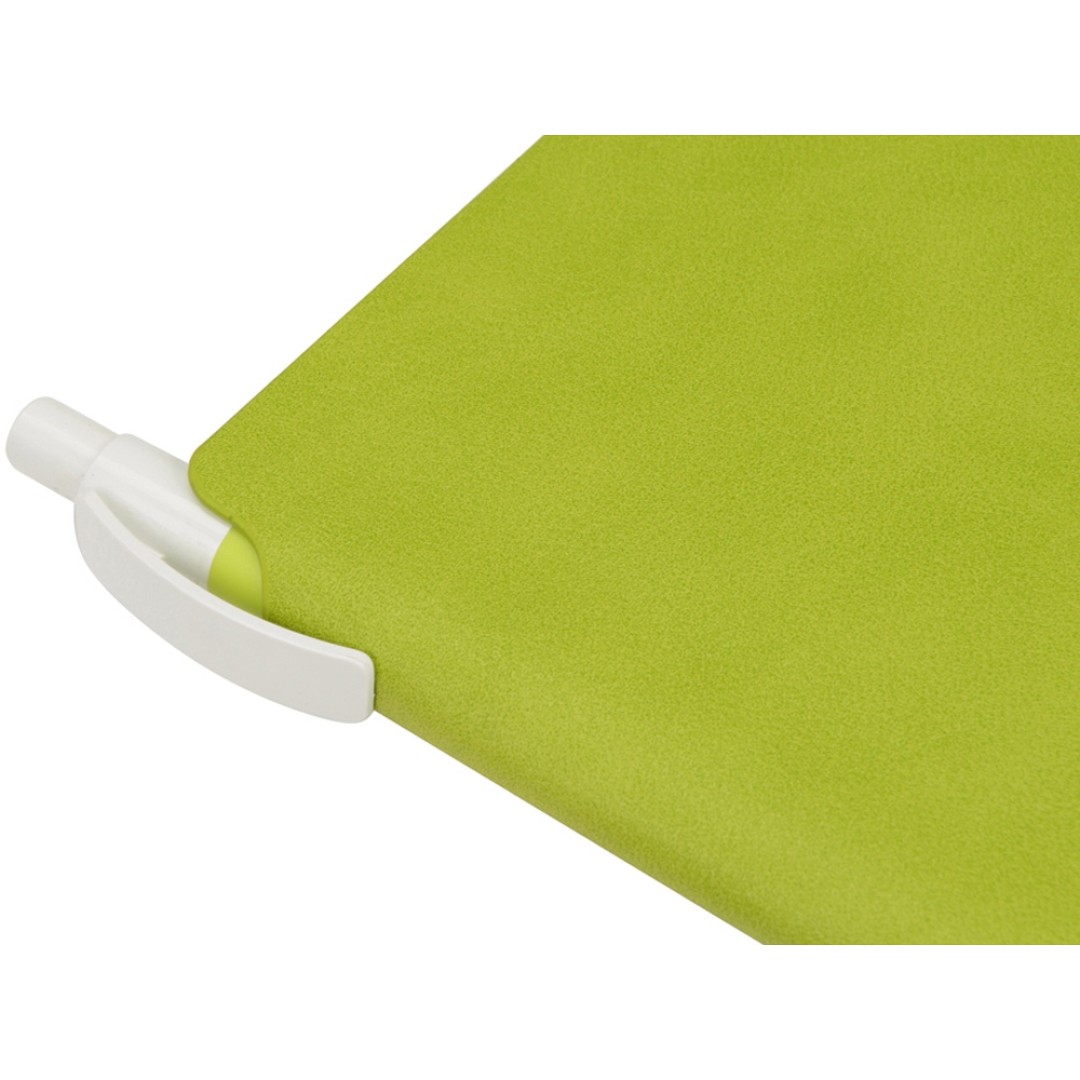 Блокнот «Notepeno» 130x205 мм с тонированными линованными страницами, зеленое яблоко