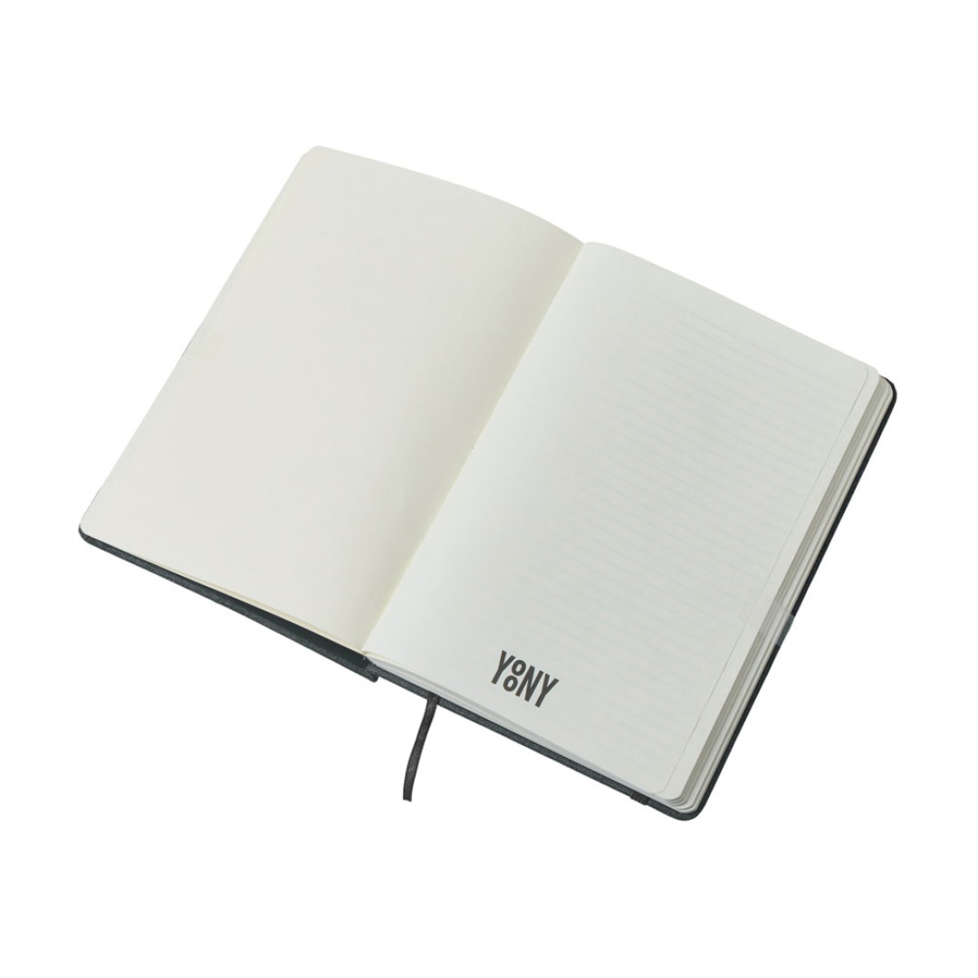 Набор блокнот А5 с магнитным держателем для ручки и подставкой для телефона и металлической шариковой ручкой "NotaBene", черный