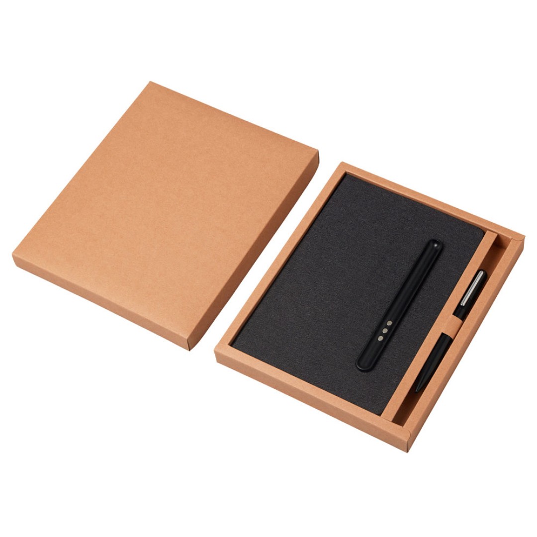 Набор блокнот А5 с магнитным держателем для ручки и подставкой для телефона и металлической шариковой ручкой "NotaBene", черный