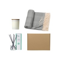 Подарочный набор с пледом, свечой и диффузором, серый