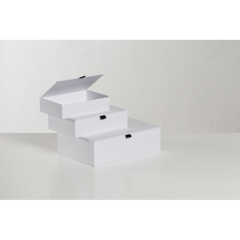 Коробка подарочная White M
