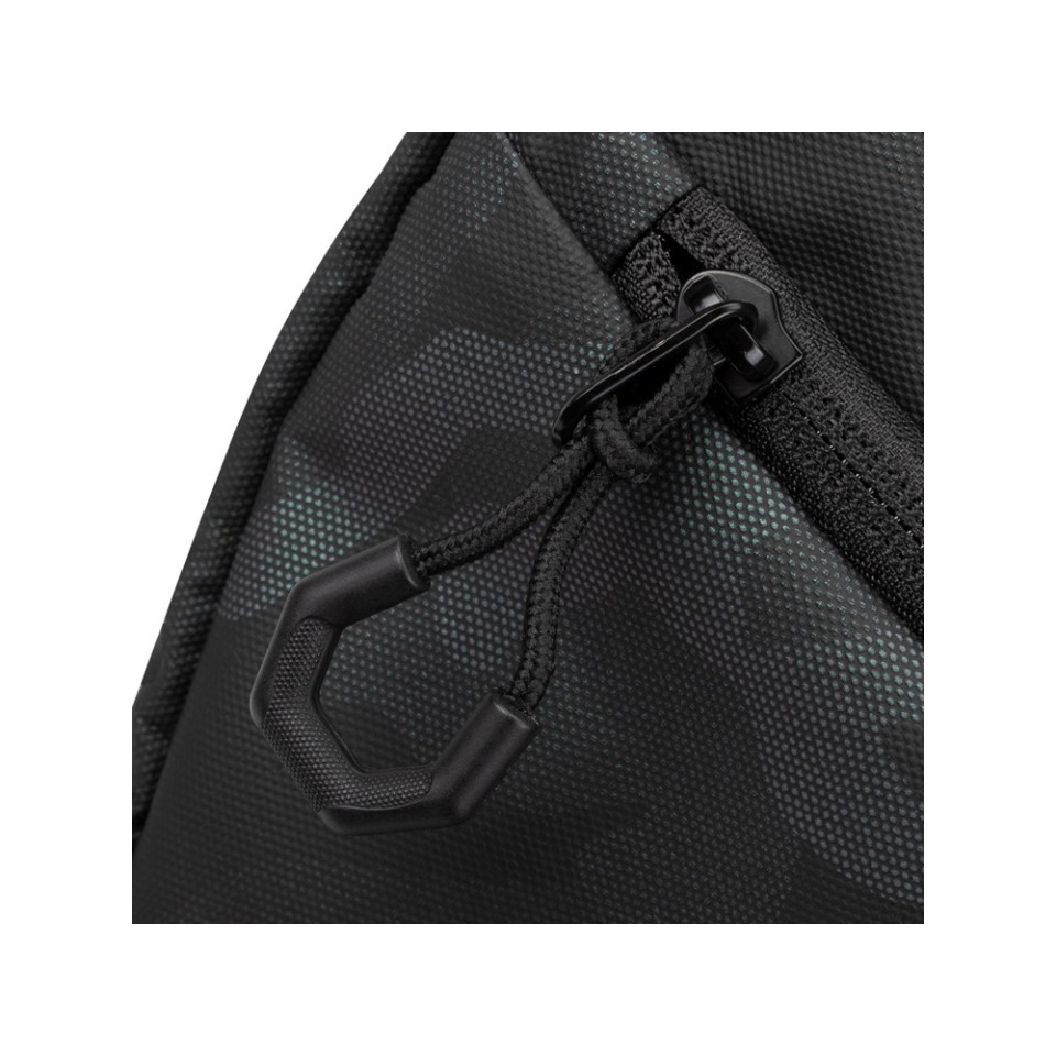 RIVACASE 7641 navy camo 30L дорожная сумка /12