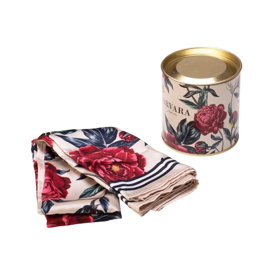 Платок «Русские сезоны» молочный. Varvara