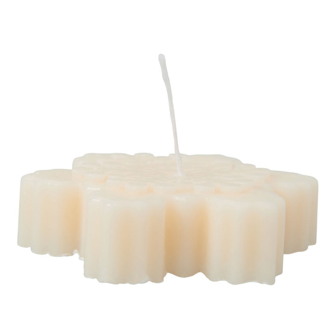 Свеча "Снежинка", молочный