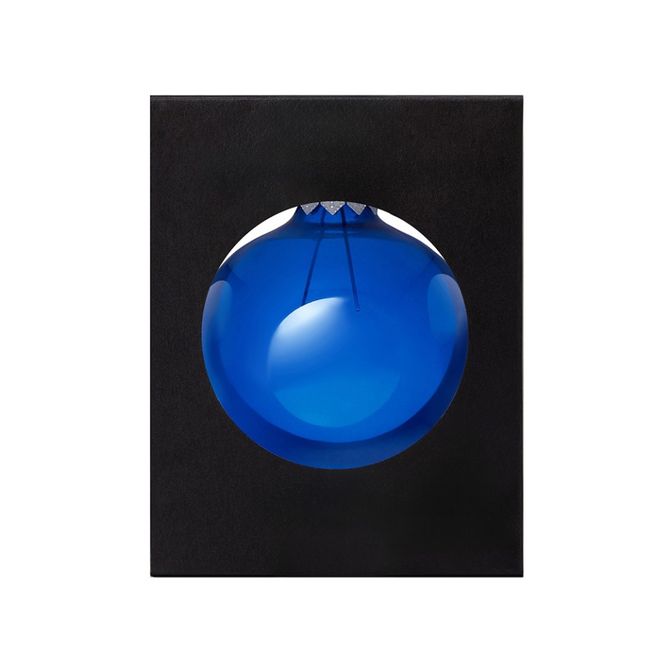 Стеклянный елочный шар "Christmas bauble", синий прозрачный, с серебристым колпачком в черной коробке