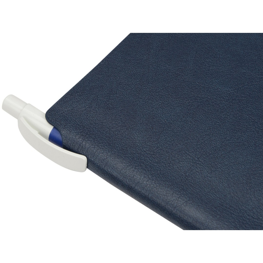Блокнот «Notepeno» 130x205 мм с тонированными линованными страницами, темно-синий
