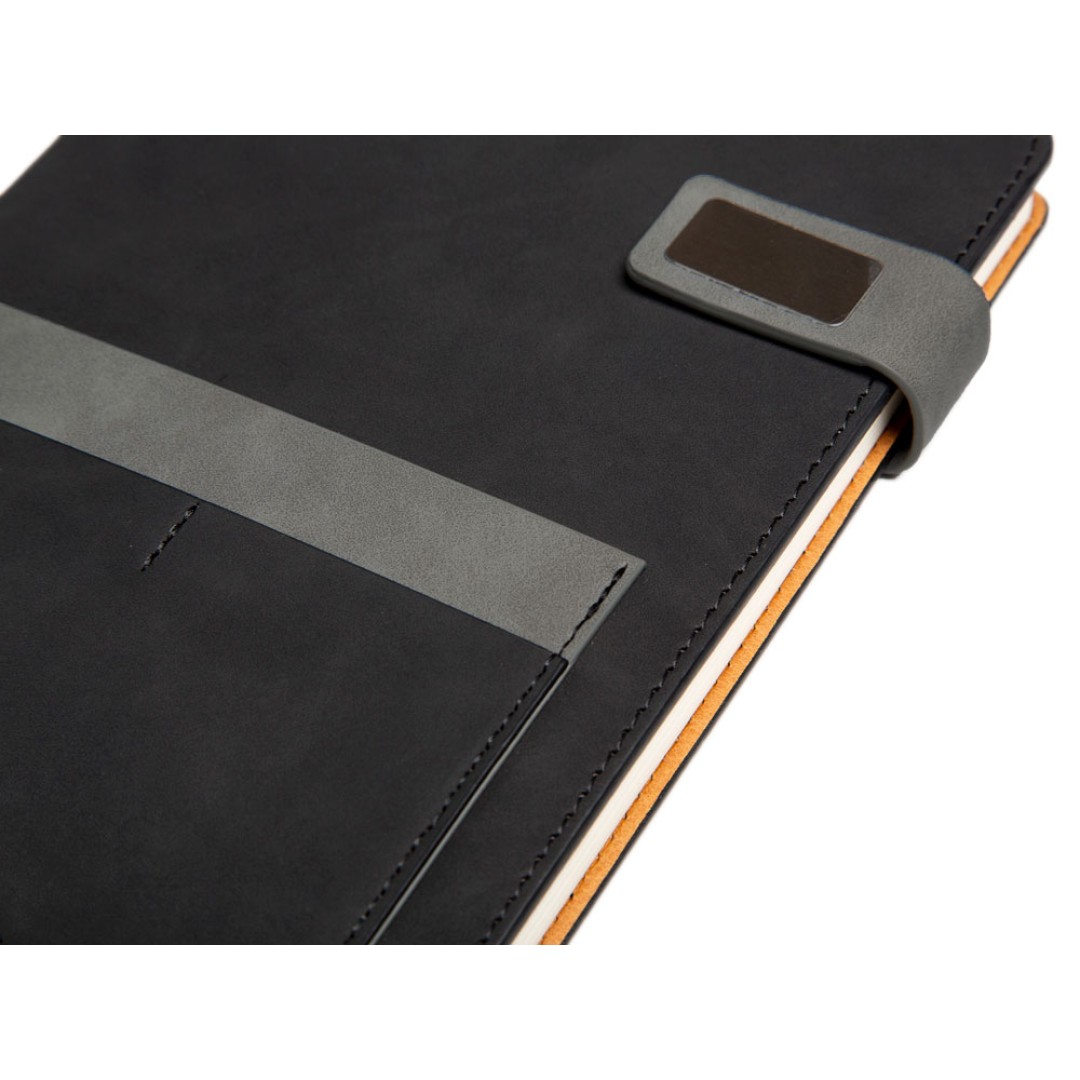 Бизнес блокнот А5 "Freya" с клапаном и карманом для визиток, твердая обложка, 128 листов, черный и свет