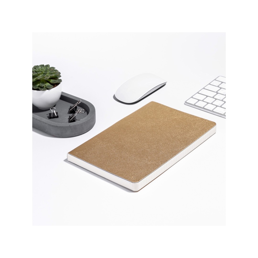 Ежедневник А5 недатированный «Megapolis Velvet Flex», золотистый