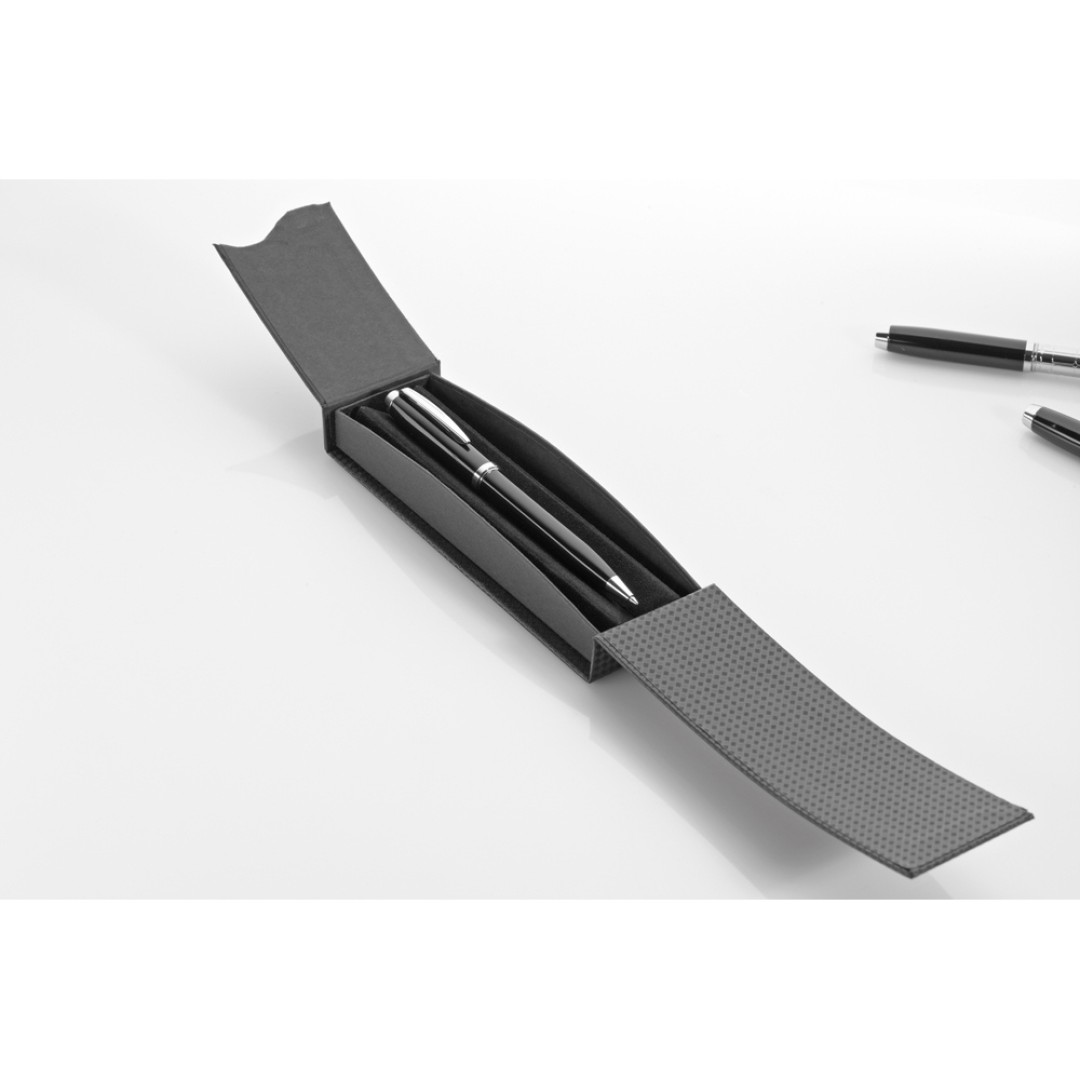 Чехол с магнитным замком "ETUI" в черном цвете для одной письменной принадлежности