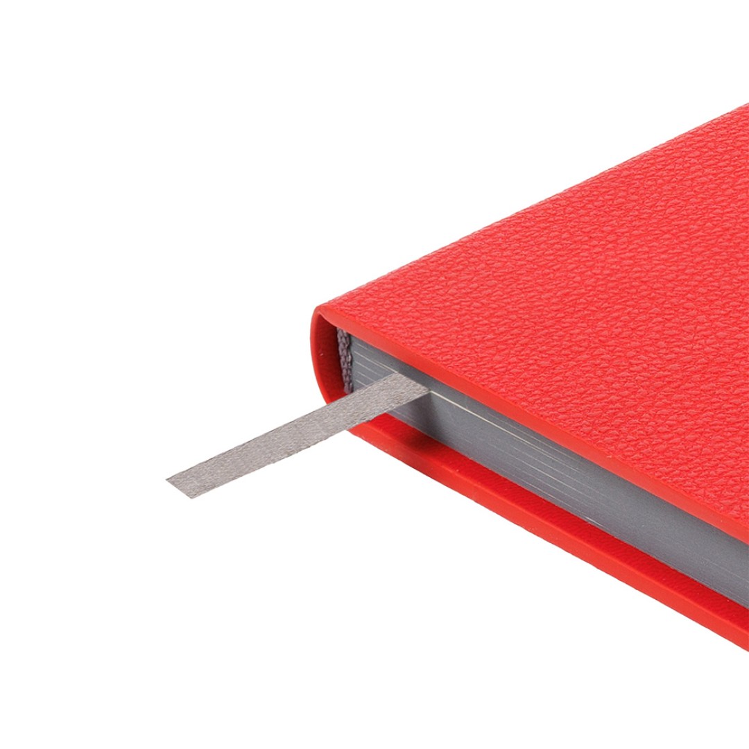 Ежедневник недатированный с магнитным клапаном А5 "Venezia", красный