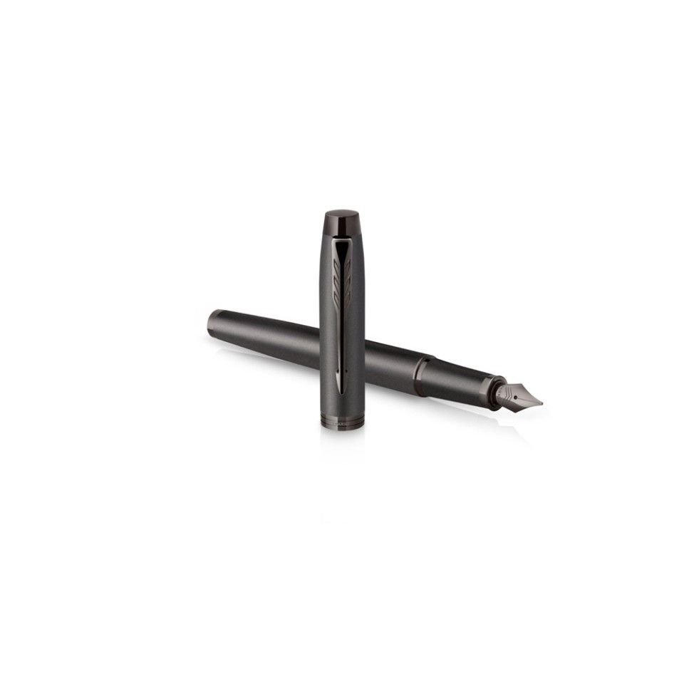 Перьевая ручка Parker IM Monochrome Black, перо:F, цвет чернил: blue, в подарочной упаковке.