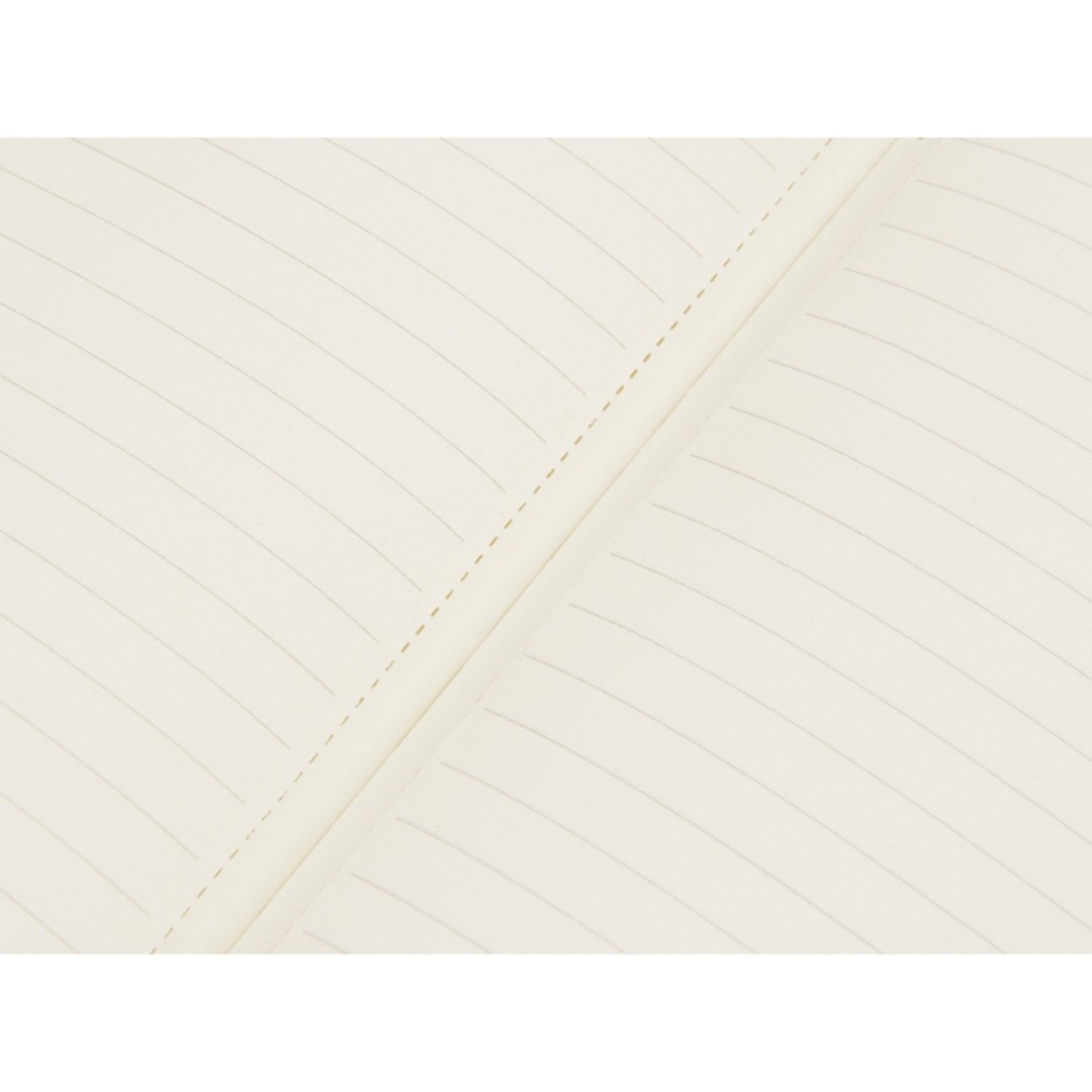 Блокнот «Notepeno» 130x205 мм с тонированными линованными страницами, зеленое яблоко