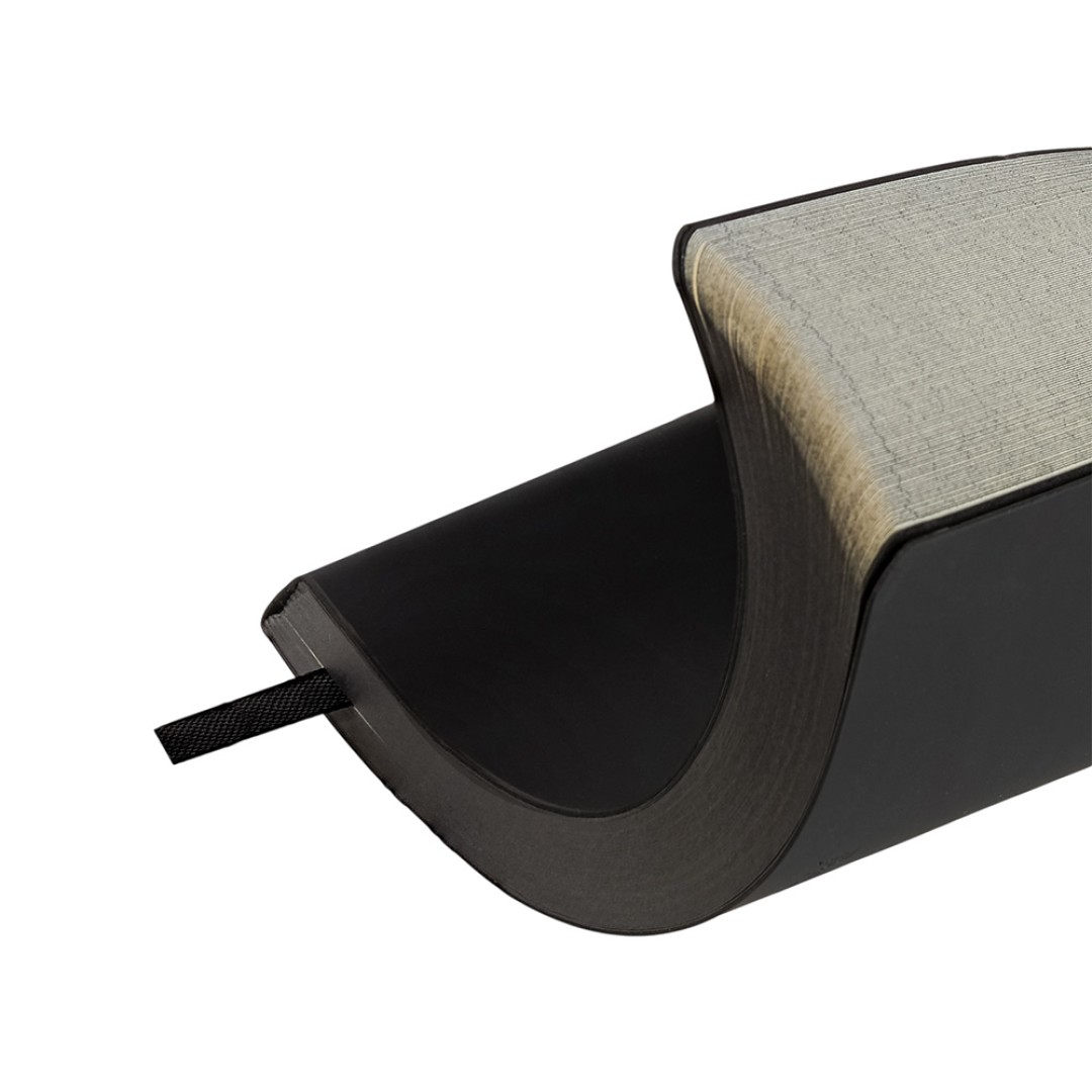 Ежедневник недатированный А5 "Megapolis Color Flex New", черный