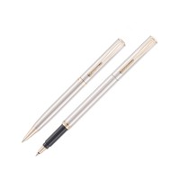Набор Pierre Cardin PEN&PEN: ручка шариковая + роллер. Цвет - серебристый. Упаковка Е.