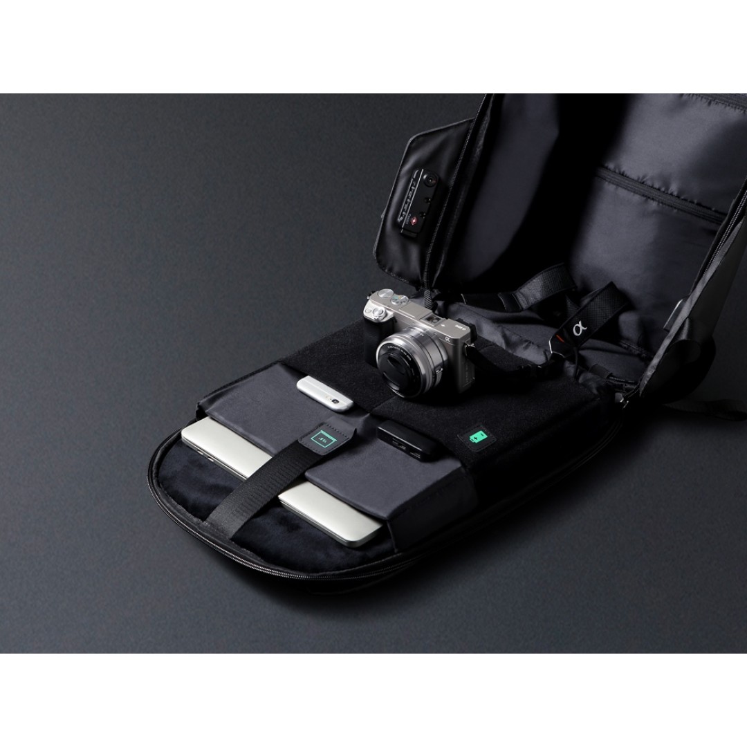 Водостойкий антикражный рюкзак Hipack для ноутбука 15.6", черный