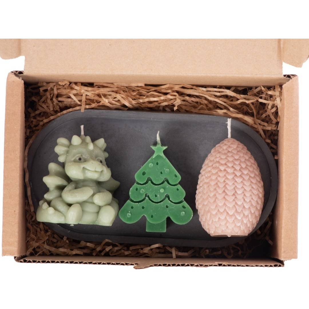 Свечи на подставке "Дракон, яйцо дракона, елочка"