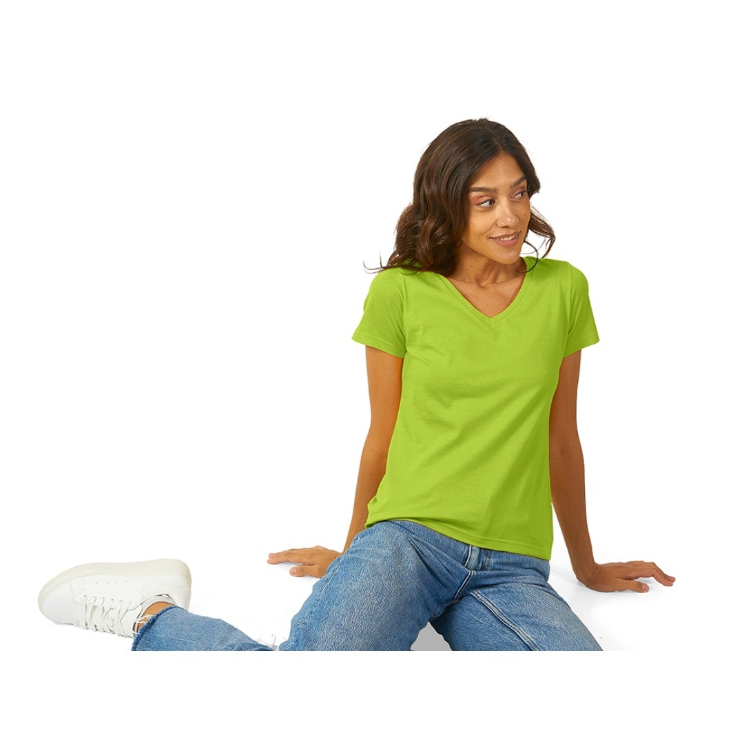 Футболка "Heavy Super Club" женская с V-образным вырезом, зеленое яблоко