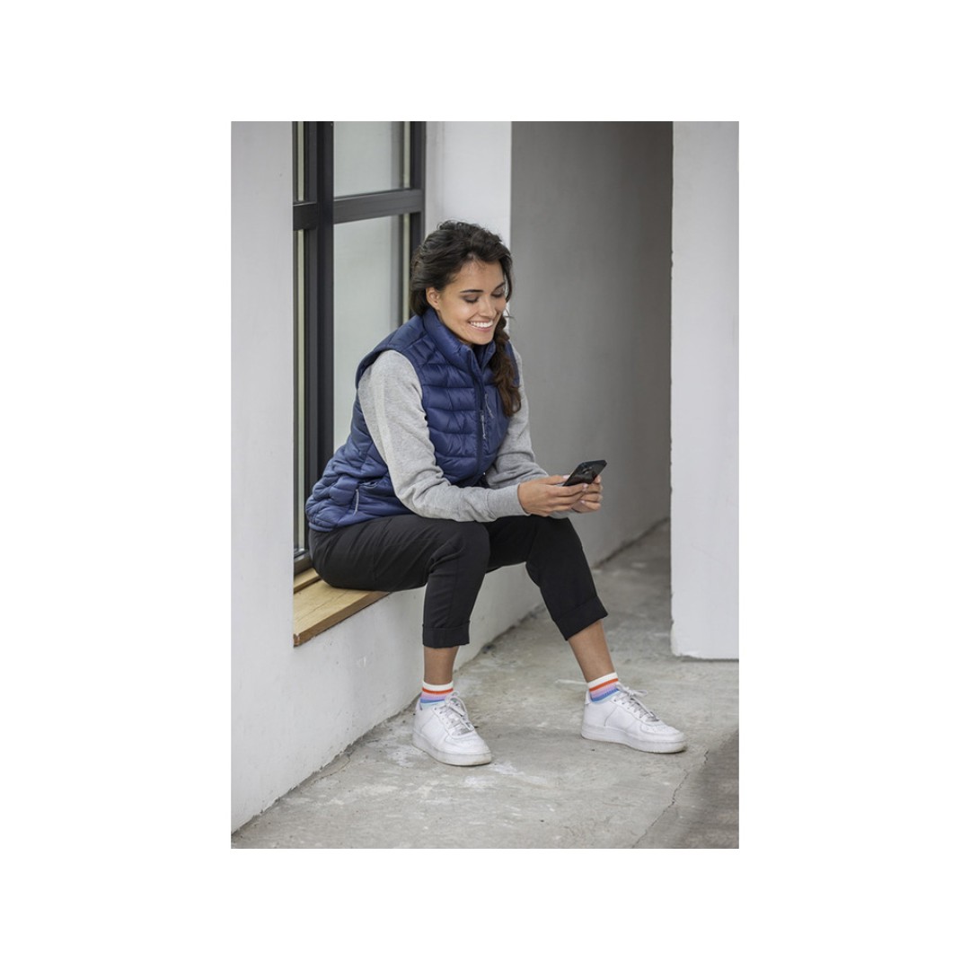 Женский утепленный жилет Pallas  из переработанных материалов по стандарту GRS - Темно - синий