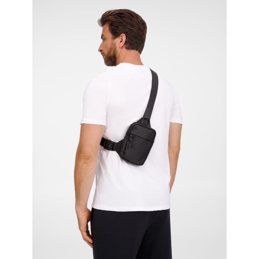 Спортивная кросс-боди сумка UrbanHike, черная