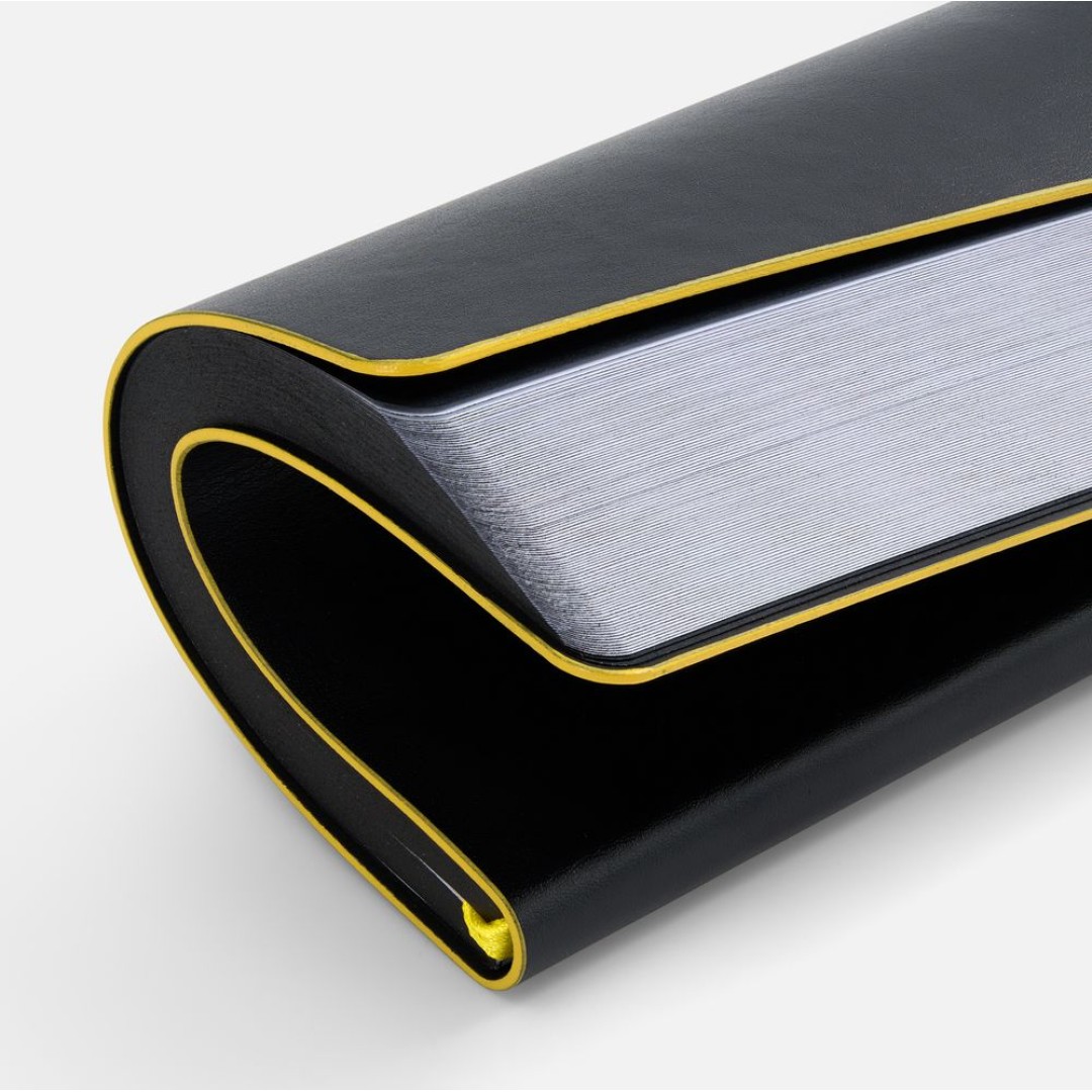 Ежедневник Trait, недатированный, черный с желтым