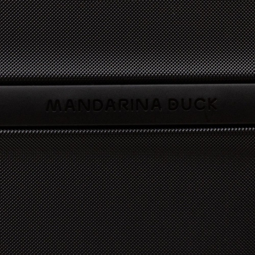 Чемодан Logoduck M, черный