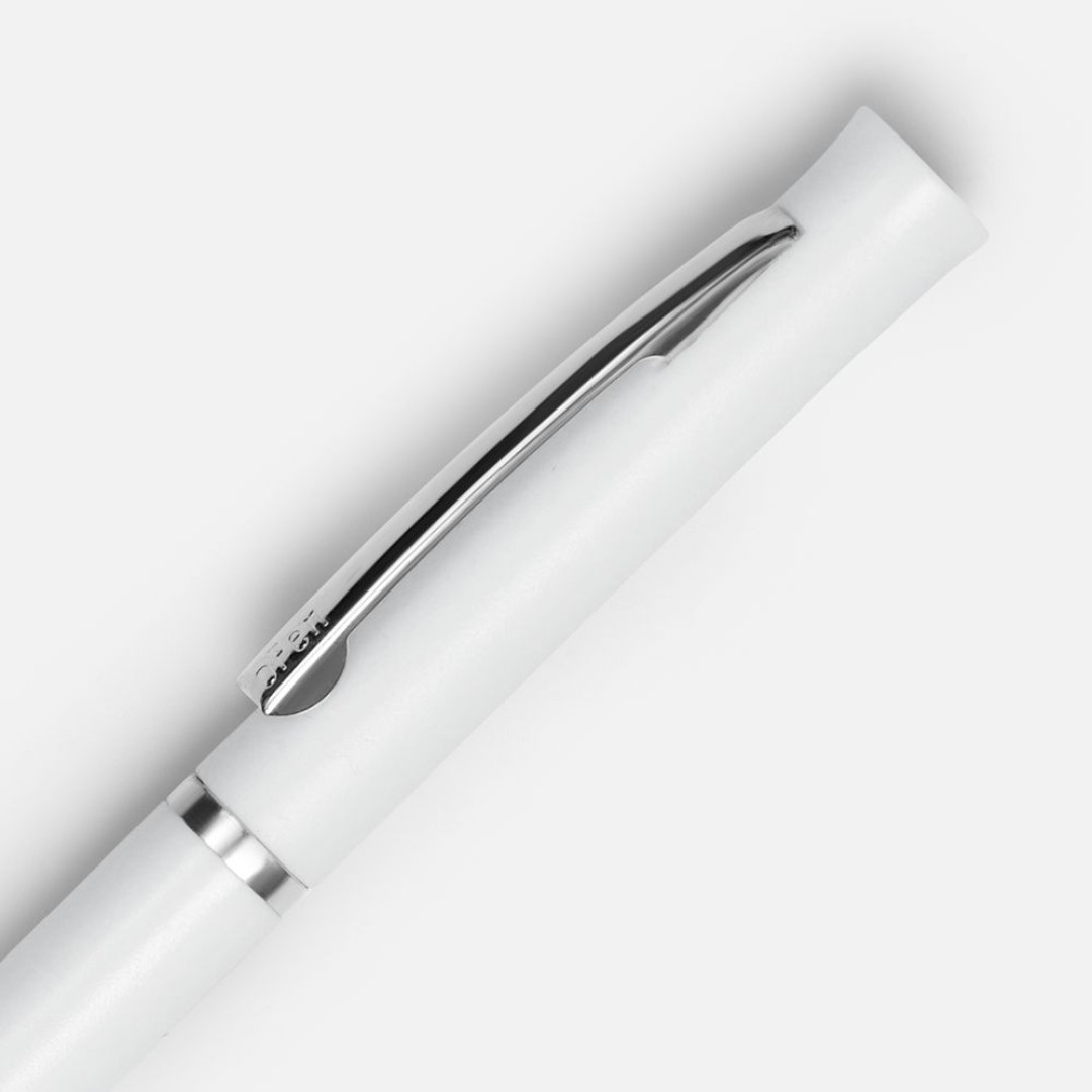 Ручка шариковая Euro Chrome, белая