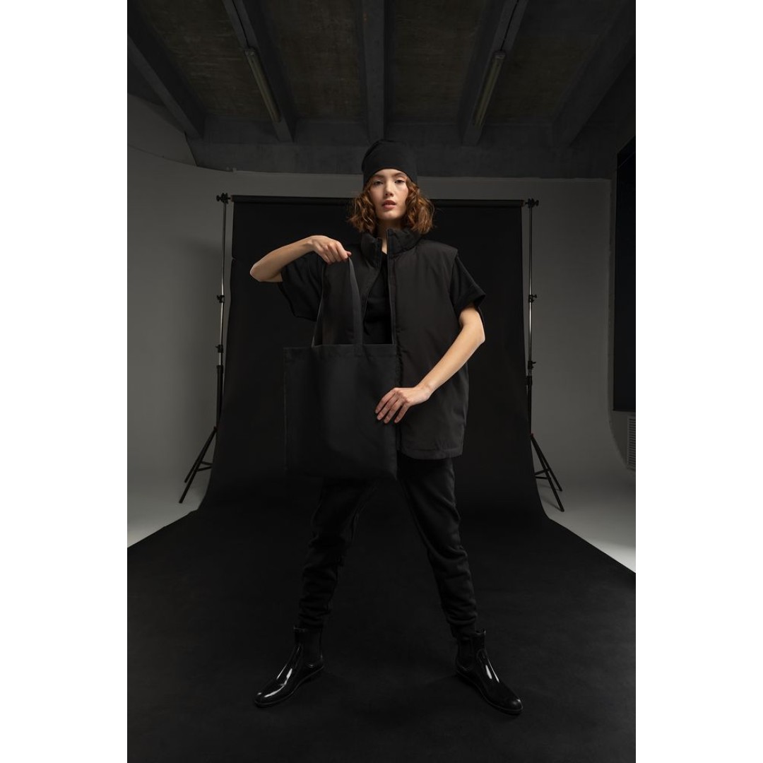 Шопер B4, черный с черными ручками