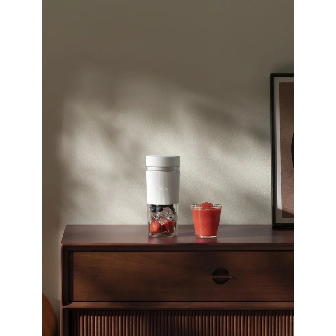 Беспроводная соковыжималка блендер 300 мл Xiaomi Portable Blender (XMZZB01PL)