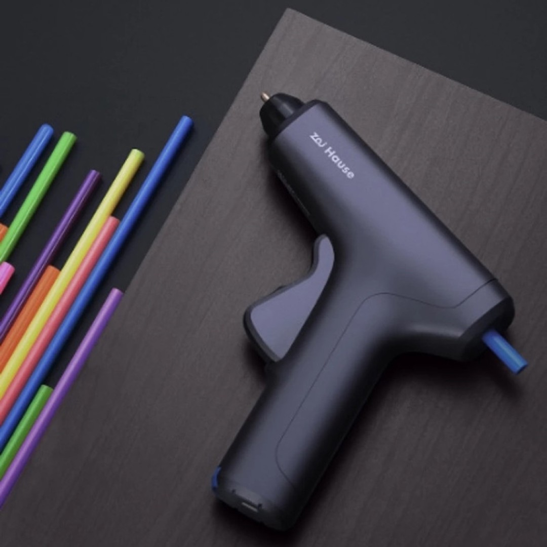 Клеевой пистолет Xiaomi Zai Hause Home Good Combination Set Lithium Electric Melt Gun 4V (Z890401)