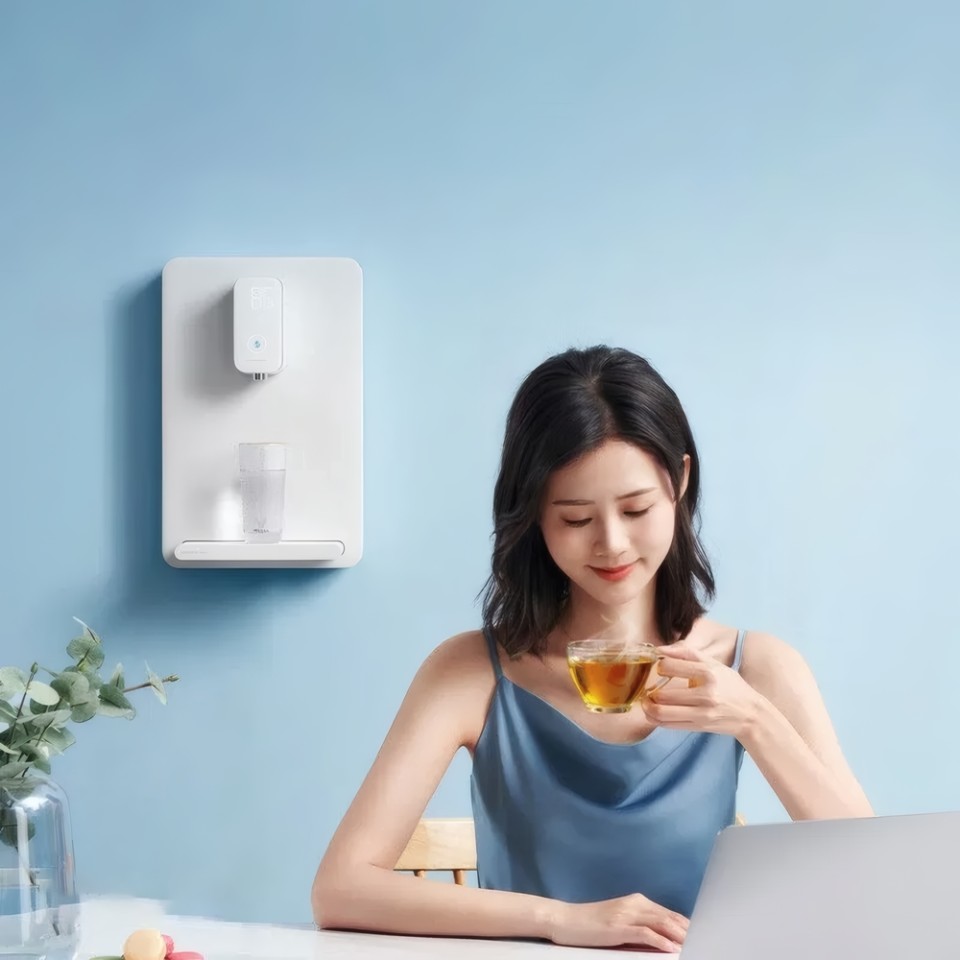 Термопот с УФ-стерилизацией Xiaomi Viomi Wall-mounted Instant Hot Water Dispenser (MG2-B)