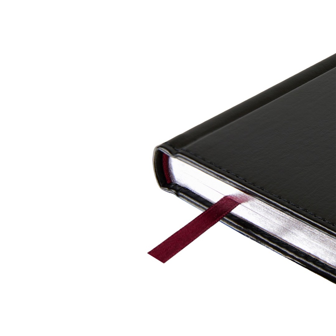 Ежедневник недатированный А5 "Sidney Nebraska", черный (серебряный обрез, серебряные уголки)